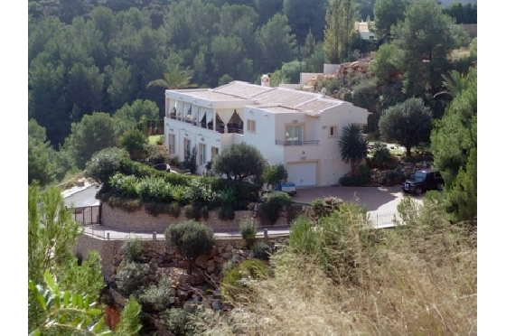 Villa in Javea(Montgo) zu verkaufen, Living area 365 m², Plot 1500 m², 4 Schlafzimmer, 4 Badezimmer, Pool, ref.: SV-2612-1
