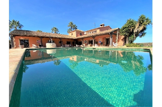 Finca in Denia zu verkaufen, Living area 450 m², Baujahr 1985, + Ofen, Klimaanlage, Plot 17000 m², 8 Schlafzimmer, 4 Badezimmer, Pool, ref.: SC-T0617-1