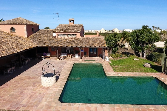 Finca in Denia zu verkaufen, Living area 450 m², Baujahr 1985, + Ofen, Klimaanlage, Plot 17000 m², 8 Schlafzimmer, 4 Badezimmer, Pool, ref.: SC-T0617-36