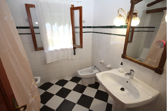Finca in Ondara zur Ferienvermietung, Living area 360 m², Baujahr 1983, Plot 2200 m², 4 Schlafzimmer, 4 Badezimmer, ref.: V-0517-10