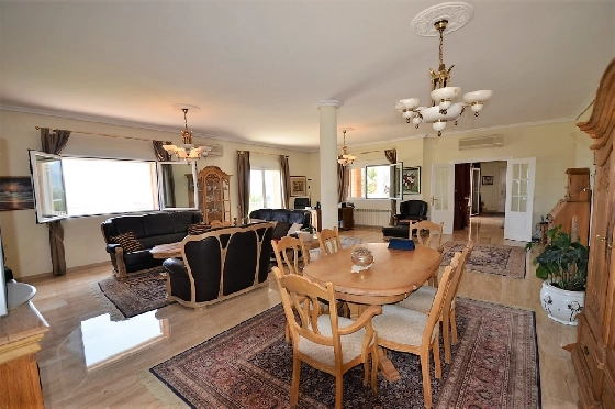 Villa in Altea zu verkaufen, Living area 688 m², Zustand gepflegt, + Zentralheizung, Klimaanlage, Plot 16250 m², 5 Schlafzimmer, 3 Badezimmer, Pool, ref.: GB-4617-MJ-6