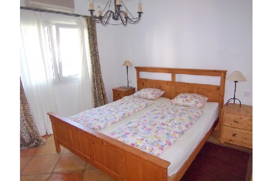 Villa in Moraira(Club Moraira) zu verkaufen, Living area 220 m², Baujahr 2000, + Fussbodenheizung, Klimaanlage, Plot 800 m², 4 Schlafzimmer, 3 Badezimmer, Pool, ref.: BI-MT.H-523-21