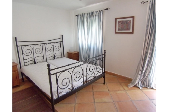 Villa in Moraira(Club Moraira) zu verkaufen, Living area 220 m², Baujahr 2000, + Fussbodenheizung, Klimaanlage, Plot 800 m², 4 Schlafzimmer, 3 Badezimmer, Pool, ref.: BI-MT.H-523-31