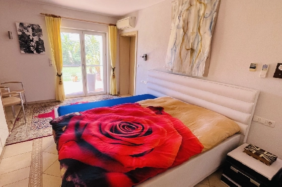 Villa in Tormos zu verkaufen, Living area 300 m², Baujahr 2007, Zustand gepflegt, + Zentralheizung, Klimaanlage, Plot 13000 m², 4 Schlafzimmer, 4 Badezimmer, Pool, ref.: JS-0724-10