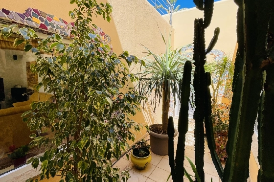 Villa in Tormos zu verkaufen, Living area 300 m², Baujahr 2007, Zustand gepflegt, + Zentralheizung, Klimaanlage, Plot 13000 m², 4 Schlafzimmer, 4 Badezimmer, Pool, ref.: JS-0724-35