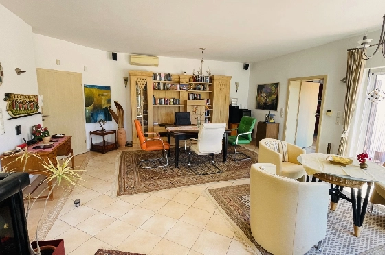 Villa in Tormos zu verkaufen, Living area 300 m², Baujahr 2007, Zustand gepflegt, + Zentralheizung, Klimaanlage, Plot 13000 m², 4 Schlafzimmer, 4 Badezimmer, Pool, ref.: JS-0724-8