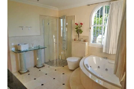 Villa in Denia-La Sella zu verkaufen, Living area 425 m², Baujahr 2006, Zustand neuwertig, + Fussbodenheizung, Klimaanlage, Plot 1300 m², 5 Schlafzimmer, 4 Badezimmer, Pool, ref.: MJ-0618-22