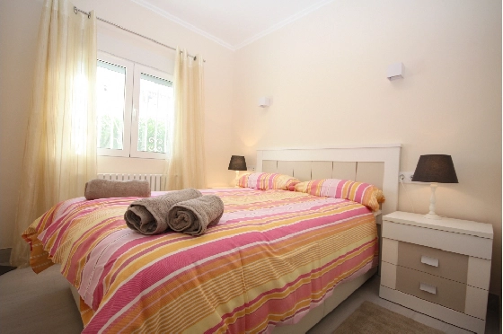 Villa in Els Poblets(Ptda. Barranquets) zur Ferienvermietung, Living area 114 m², Baujahr 1986, Zustand gepflegt, + Zentralheizung, Klimaanlage, Plot 510 m², 3 Schlafzimmer, 2 Badezimmer, Pool, ref.: T-1118-14