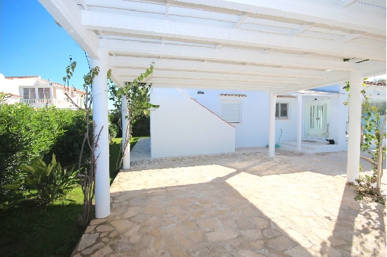 Villa in Els Poblets(Ptda. Barranquets) zur Ferienvermietung, Living area 114 m², Baujahr 1986, Zustand gepflegt, + Zentralheizung, Klimaanlage, Plot 510 m², 3 Schlafzimmer, 2 Badezimmer, Pool, ref.: T-1118-18