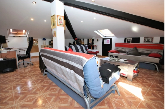 Villa in Els Poblets zu verkaufen, Living area 232 m², Baujahr 1998, + KLIMA, Klimaanlage, Plot 11310 m², 4 Schlafzimmer, 2 Badezimmer, Pool, ref.: GC-3119-15