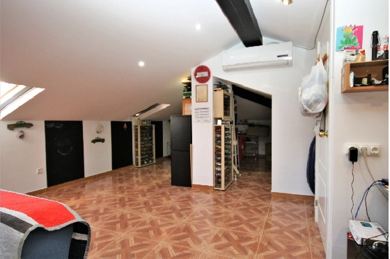 Villa in Els Poblets zu verkaufen, Living area 232 m², Baujahr 1998, + KLIMA, Klimaanlage, Plot 11310 m², 4 Schlafzimmer, 2 Badezimmer, Pool, ref.: GC-3119-16