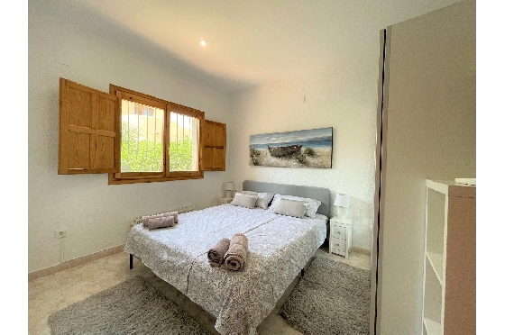 Villa in Els Poblets(Barranquets) zur Ferienvermietung, Living area 130 m², Baujahr 2000, Zustand modernisiert, + Zentralheizung, Klimaanlage, Plot 580 m², 3 Schlafzimmer, 2 Badezimmer, Pool, ref.: T-0819-11