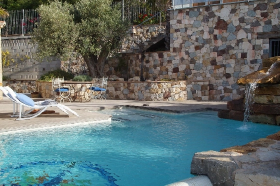 Villa in Denia zu verkaufen, Living area 240 m², Baujahr 2010, Zustand neuwertig, + Zentralheizung, Klimaanlage, Plot 1000 m², 6 Schlafzimmer, 3 Badezimmer, Pool, ref.: SC-L0920-15