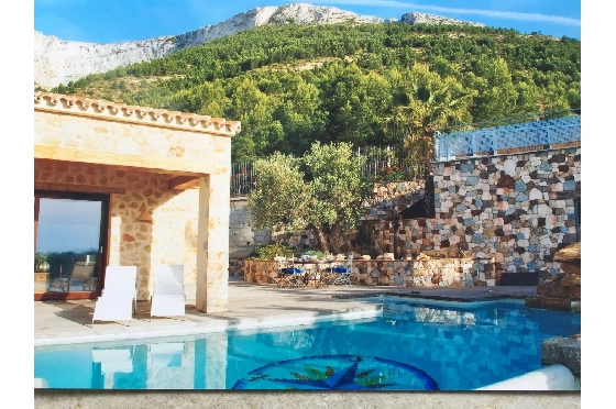 Villa in Denia zu verkaufen, Living area 240 m², Baujahr 2010, Zustand neuwertig, + Zentralheizung, Klimaanlage, Plot 1000 m², 6 Schlafzimmer, 3 Badezimmer, Pool, ref.: SC-L0920-23