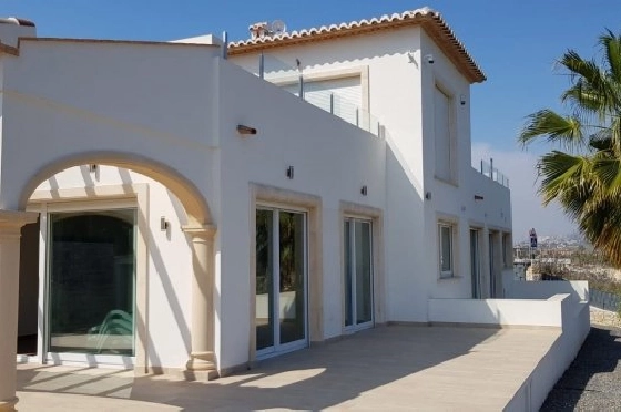 Villa in Javea zu verkaufen, Living area 360 m², Klimaanlage, Plot 1050 m², 4 Schlafzimmer, 4 Badezimmer, Pool, ref.: BS-3974773-17