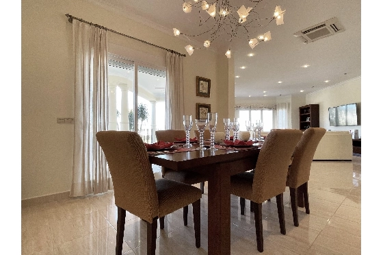 Villa in Javea zu verkaufen, Living area 468 m², Klimaanlage, Plot 2012 m², 4 Schlafzimmer, 4 Badezimmer, Pool, ref.: BS-3974722-15