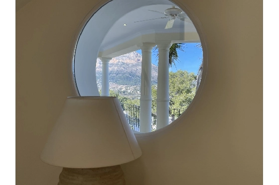 Villa in Javea zu verkaufen, Living area 468 m², Klimaanlage, Plot 2012 m², 4 Schlafzimmer, 4 Badezimmer, Pool, ref.: BS-3974722-31