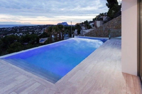 Villa in Moraira zu verkaufen, Living area 470 m², Klimaanlage, Plot 836 m², 5 Schlafzimmer, 4 Badezimmer, Pool, ref.: BS-3974695-26