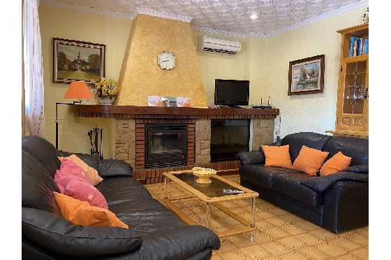 Finca in Pedreguer(Campo) zu verkaufen, Living area 150 m², Baujahr 1980, Zustand gepflegt, Klimaanlage, Plot 700 m², 4 Schlafzimmer, 2 Badezimmer, Pool, ref.: GC-0322-11