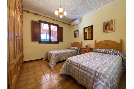 Finca in Pedreguer(Campo) zu verkaufen, Living area 150 m², Baujahr 1980, Zustand gepflegt, Klimaanlage, Plot 700 m², 4 Schlafzimmer, 2 Badezimmer, Pool, ref.: GC-0322-16