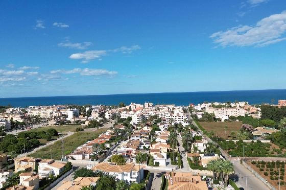 Reihenhaus in Denia(Las Marinas) zur Ferienvermietung, Living area 98 m², Baujahr 2001, Zustand gepflegt, + KLIMA, Klimaanlage, 2 Schlafzimmer, 2 Badezimmer, Pool, ref.: T-0222-28