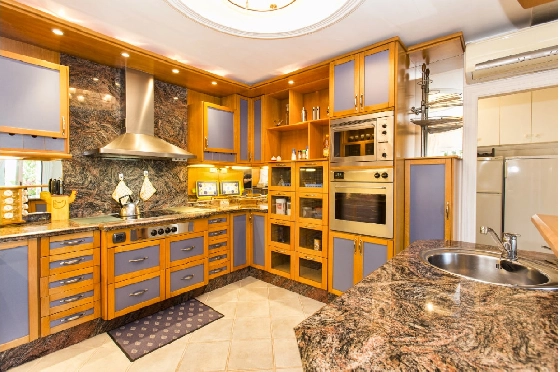 Villa in Benissa zu verkaufen, Living area 700 m², Baujahr 1975, + Zentralheizung, Klimaanlage, Plot 7096 m², 7 Schlafzimmer, 4 Badezimmer, Pool, ref.: BI-BE.H-861-16