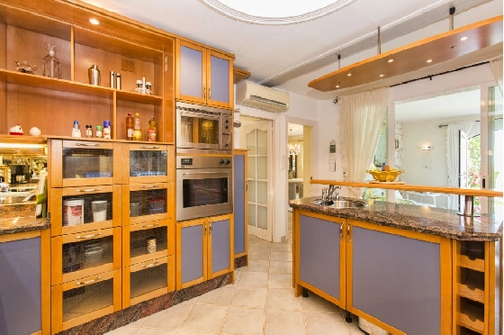 Villa in Benissa zu verkaufen, Living area 700 m², Baujahr 1975, + Zentralheizung, Klimaanlage, Plot 7096 m², 7 Schlafzimmer, 4 Badezimmer, Pool, ref.: BI-BE.H-861-18