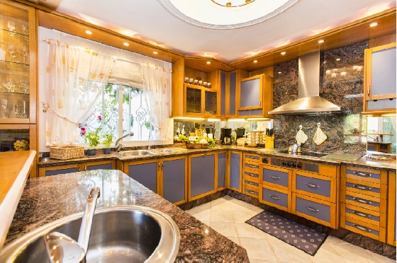 Villa in Benissa zu verkaufen, Living area 700 m², Baujahr 1975, + Zentralheizung, Klimaanlage, Plot 7096 m², 7 Schlafzimmer, 4 Badezimmer, Pool, ref.: BI-BE.H-861-5