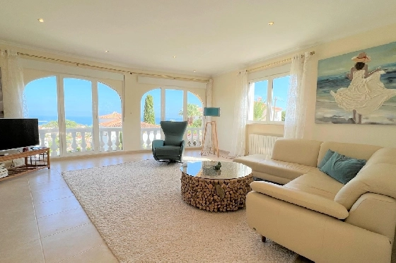 Villa in Denia(Les Galeretes) zur Ferienvermietung, Living area 215 m², Baujahr 1980, Zustand gepflegt, + Zentralheizung, Klimaanlage, Plot 800 m², 3 Schlafzimmer, 2 Badezimmer, Pool, ref.: T-0822-12