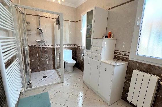 Villa in Denia(Les Galeretes) zur Ferienvermietung, Living area 215 m², Baujahr 1980, Zustand gepflegt, + Zentralheizung, Klimaanlage, Plot 800 m², 3 Schlafzimmer, 2 Badezimmer, Pool, ref.: T-0822-18