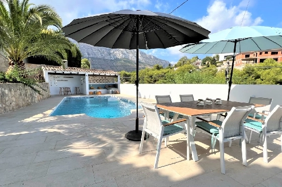 Villa in Denia(Les Galeretes) zur Ferienvermietung, Living area 215 m², Baujahr 1980, Zustand gepflegt, + Zentralheizung, Klimaanlage, Plot 800 m², 3 Schlafzimmer, 2 Badezimmer, Pool, ref.: T-0822-3
