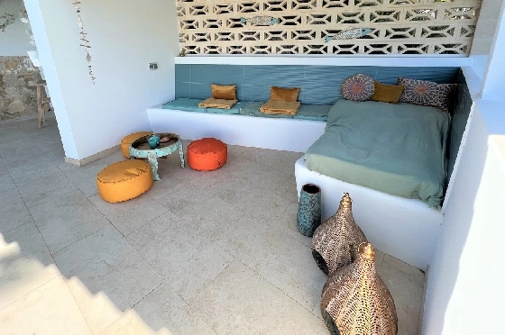 Villa in Denia(Les Galeretes) zur Ferienvermietung, Living area 215 m², Baujahr 1980, Zustand gepflegt, + Zentralheizung, Klimaanlage, Plot 800 m², 3 Schlafzimmer, 2 Badezimmer, Pool, ref.: T-0822-6