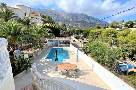Villa in Denia(Les Galeretes) zur Ferienvermietung, Living area 215 m², Baujahr 1980, Zustand gepflegt, + Zentralheizung, Klimaanlage, Plot 800 m², 3 Schlafzimmer, 2 Badezimmer, Pool, ref.: T-0822-7