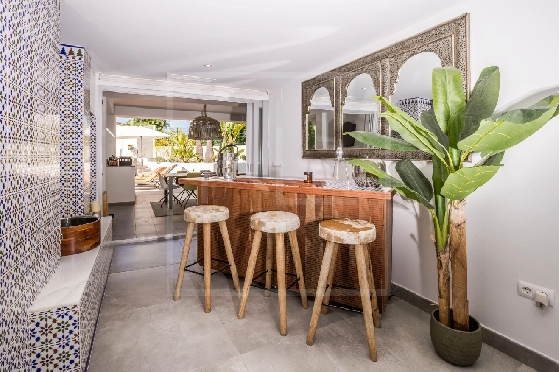 Villa in Moraira(Pla del Mar) zu verkaufen, Living area 283 m², Baujahr 1975, Klimaanlage, Plot 840 m², 4 Schlafzimmer, 4 Badezimmer, Pool, ref.: NL-NLD1475-13