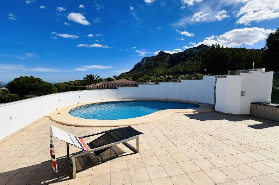 Villa in Denia(Marquesa 6) zu verkaufen, Living area 227 m², Baujahr 1995, Zustand modernisiert, + Zentralheizung, Klimaanlage, Plot 913 m², 3 Schlafzimmer, 2 Badezimmer, Pool, ref.: AS-2423-5