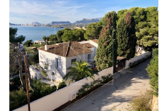 Villa in Moraira zu verkaufen, Living area 357 m², Klimaanlage, Plot 804 m², 4 Schlafzimmer, 4 Badezimmer, Pool, ref.: NL-NL1426-1