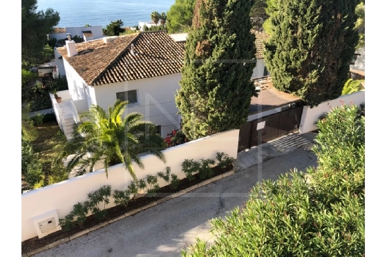 Villa in Moraira zu verkaufen, Living area 357 m², Klimaanlage, Plot 804 m², 4 Schlafzimmer, 4 Badezimmer, Pool, ref.: NL-NL1426-20