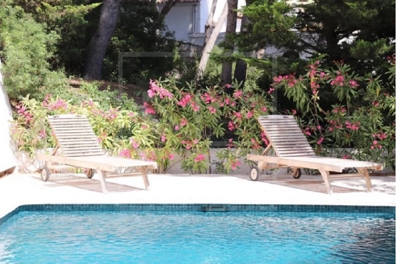 Villa in Moraira zu verkaufen, Living area 357 m², Klimaanlage, Plot 804 m², 4 Schlafzimmer, 4 Badezimmer, Pool, ref.: NL-NL1426-3