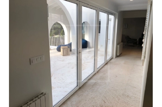 Villa in Moraira zu verkaufen, Living area 357 m², Klimaanlage, Plot 804 m², 4 Schlafzimmer, 4 Badezimmer, Pool, ref.: NL-NL1426-9