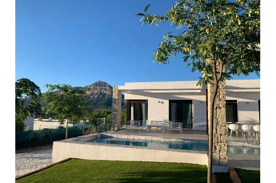 Villa in Javea zu verkaufen, Living area 246 m², Klimaanlage, 5 Schlafzimmer, 4 Badezimmer, Pool, ref.: BS-5060525-27