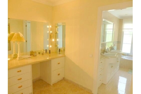 Villa in Javea zu verkaufen, Living area 685 m², Klimaanlage, Plot 2397 m², 5 Schlafzimmer, 5 Badezimmer, Pool, ref.: BS-3974726-14