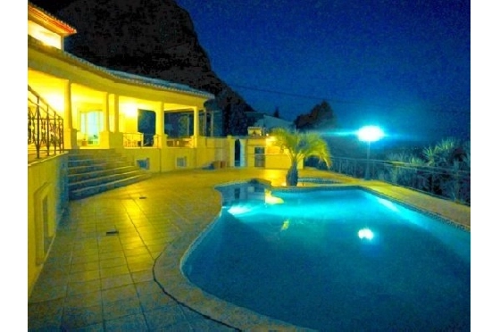 Villa in Javea zu verkaufen, Living area 685 m², Klimaanlage, Plot 2397 m², 5 Schlafzimmer, 5 Badezimmer, Pool, ref.: BS-3974726-8