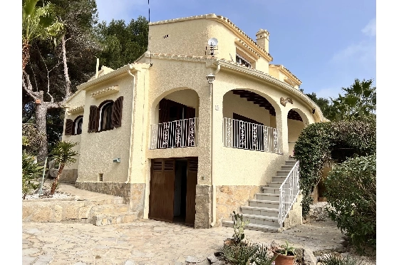 Villa in Javea zu verkaufen, Living area 230 m², 5 Schlafzimmer, 4 Badezimmer, Pool, ref.: BS-8207078-17