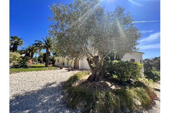 Villa in Javea zu verkaufen, Living area 390 m², Klimaanlage, 5 Schlafzimmer, 4 Badezimmer, Pool, ref.: BS-82321828-13