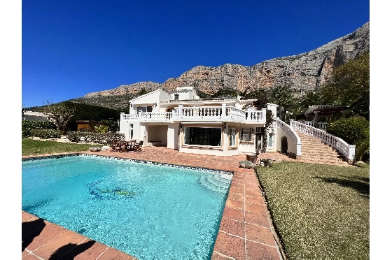 Villa in Javea zu verkaufen, Living area 390 m², Klimaanlage, 5 Schlafzimmer, 4 Badezimmer, Pool, ref.: BS-82321828-16