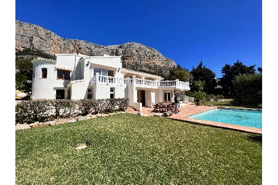Villa in Javea zu verkaufen, Living area 390 m², Klimaanlage, 5 Schlafzimmer, 4 Badezimmer, Pool, ref.: BS-82321828-2