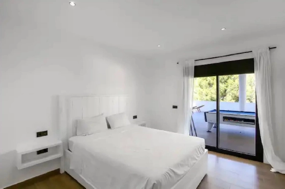 Villa in Javea zu verkaufen, Living area 380 m², Klimaanlage, 4 Schlafzimmer, 4 Badezimmer, Pool, ref.: BS-82508770-29