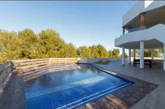 Villa in Javea zu verkaufen, Living area 380 m², Klimaanlage, 4 Schlafzimmer, 4 Badezimmer, Pool, ref.: BS-82508770-31