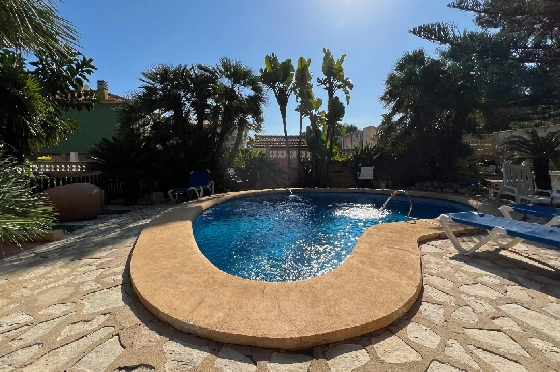 Villa in Denia zu vermieten, Living area 200 m², Zustand gepflegt, + Zentralheizung, Klimaanlage, Plot 900 m², 3 Schlafzimmer, 2 Badezimmer, Pool, ref.: D-0123-2
