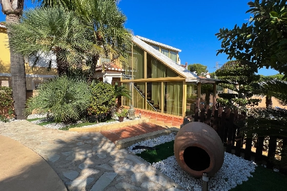 Villa in Denia zu vermieten, Living area 200 m², Zustand gepflegt, + Zentralheizung, Klimaanlage, Plot 900 m², 3 Schlafzimmer, 2 Badezimmer, Pool, ref.: D-0123-21